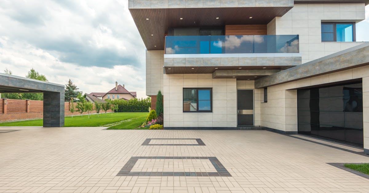 Pros and Cons of EPDM Flat Roofing in the UK